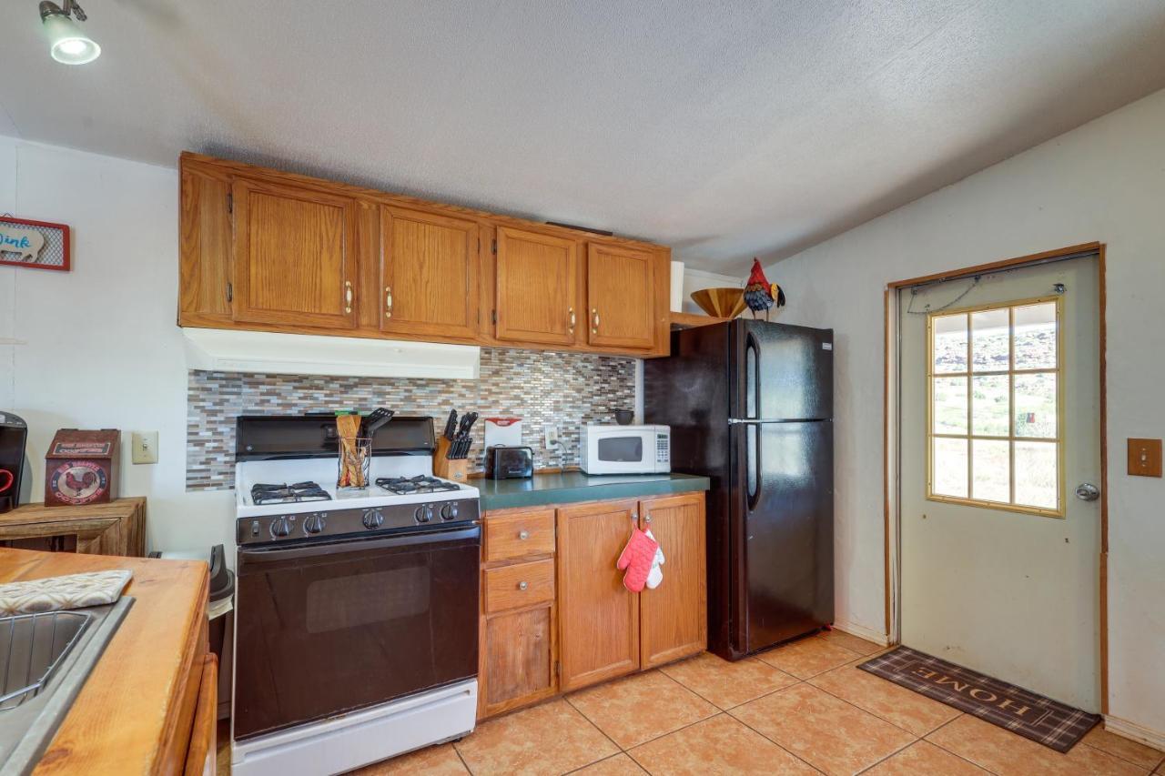 Charming Santa Rosa Home With Mountain Views And Porch エクステリア 写真