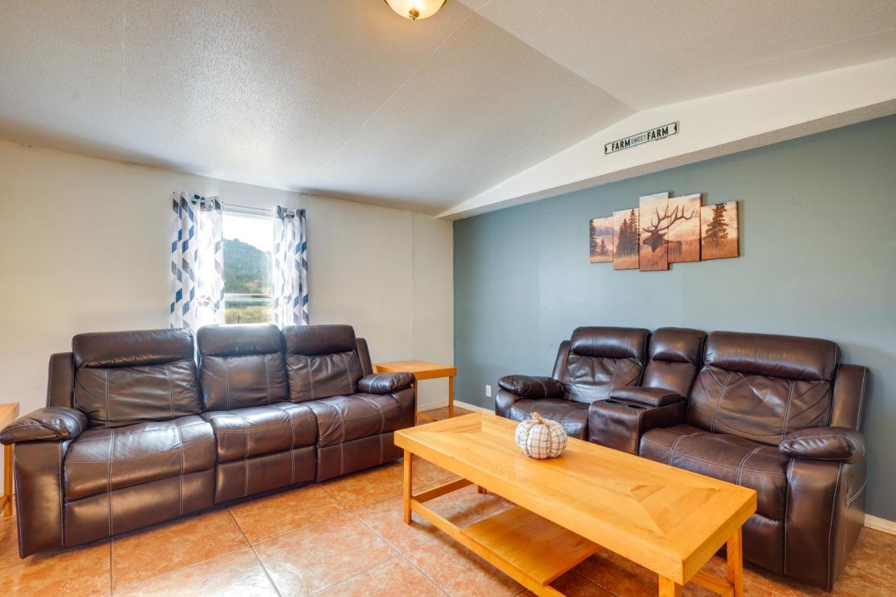 Charming Santa Rosa Home With Mountain Views And Porch エクステリア 写真